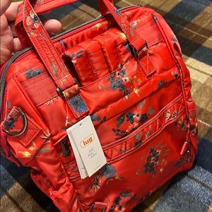 Lug Via 2 Convertible Tote. Bouquet Floral Red. NWT